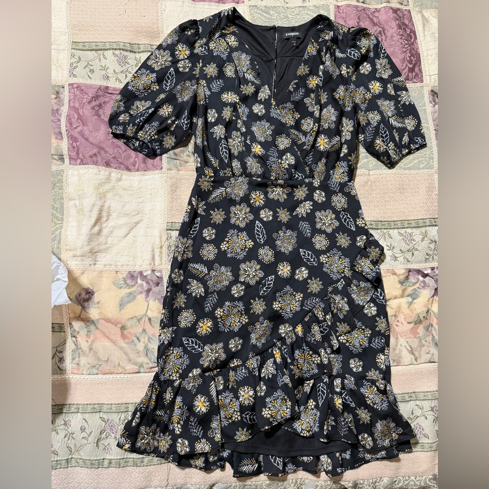 Express Black, yellow and white Dress